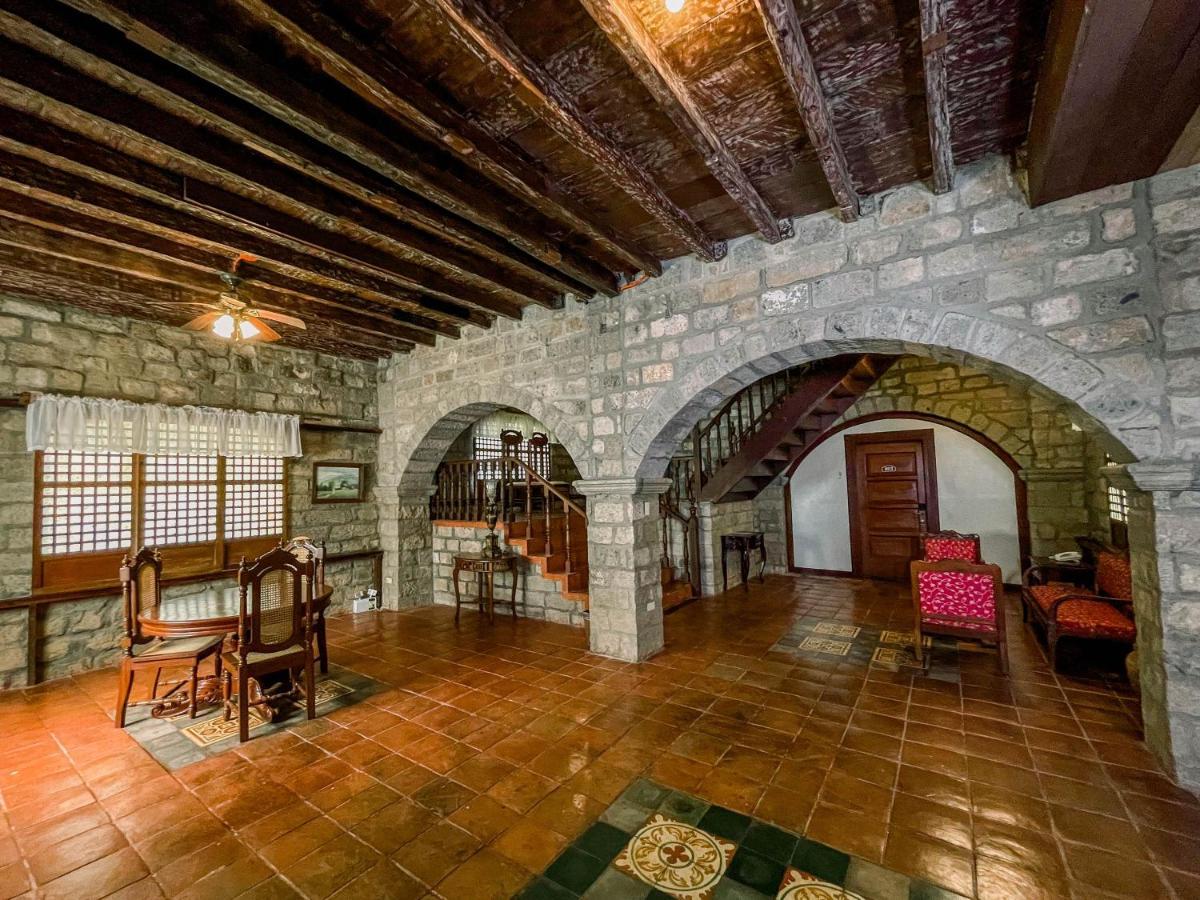 Casas Filipinas De Acuzar Resort Bagac